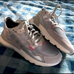 Adidas running shoes size 9.5 glow at night